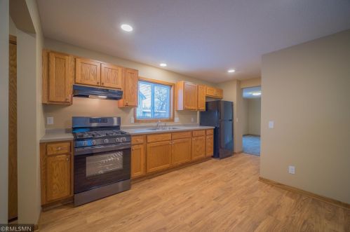 9 Acker St, Saint Paul MN  55117-5508 exterior