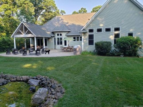97 Silver Oak Cir, Southington, CT 06489-4665