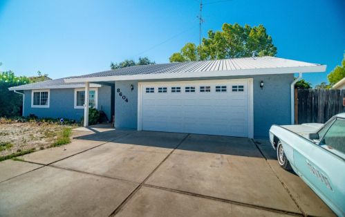 8604 Lodestone Cir, Elk Grove, CA 95624-2518