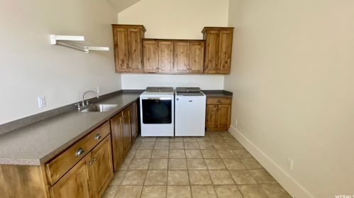 623 Patterson Ln, Alpine UT 84004-1102 exterior