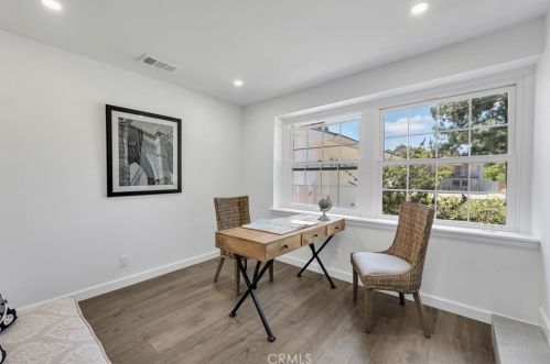 3586 Lathrop Ave, Simi Valley CA  93063-1119 exterior