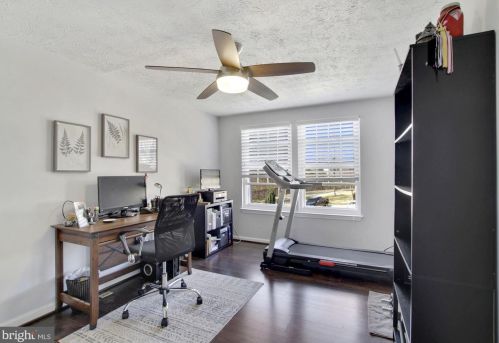 3314 Tapestry Cir, Burtonsville MD 20866-2067 exterior