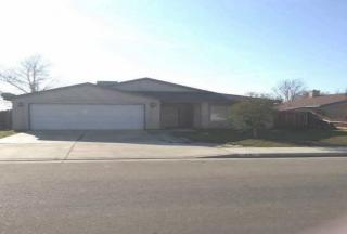 931 Oregon Ave, Corcoran, CA 93212-3121
