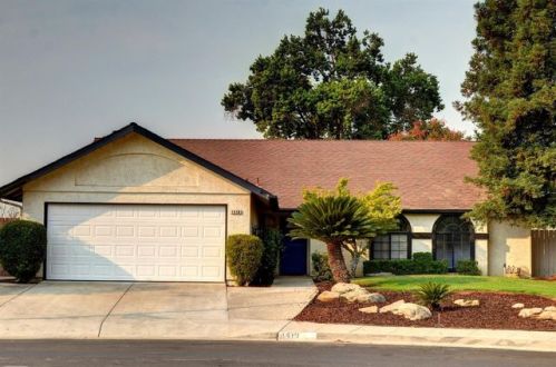 1410 Fir Ave, Clovis, CA 93611-7302