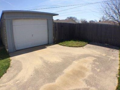 7716 Westcliff St, Fort Worth TX 76182-4634 exterior