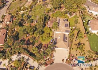 1926 Golden Hill Dr, Vista CA  92084-2589 exterior