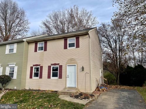 431 Daisy Ln, Lancaster, PA 17602-3370