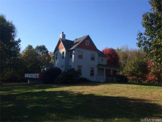 265 Eck Ln, Cobden, IL 62920-3076