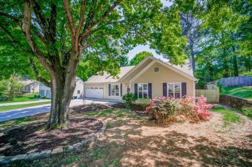 3990 Paloverde Dr, Kennesaw, GA 30144-1100
