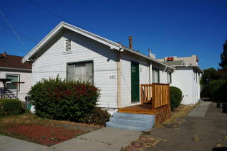 1225 Dartmouth St, Berkeley, CA 94706-2347
