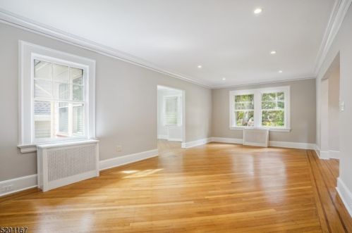 44 Courter Ave, Maplewood NJ  07040-2715 exterior