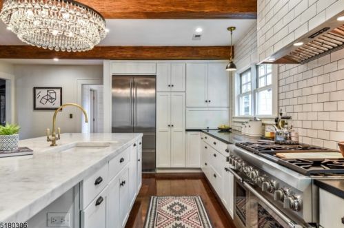 134 Maplewood Ave, Maplewood NJ  07040-1233 exterior