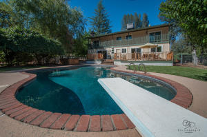 7705 Blue Acres Dr, Redding, CA 96001-9533