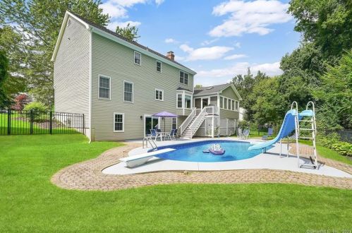23 Hearthstone Rd, Upper Stepney, CT 06468-1954