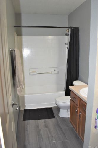 804 Willow Dr, Denver CO  80603-7761 exterior