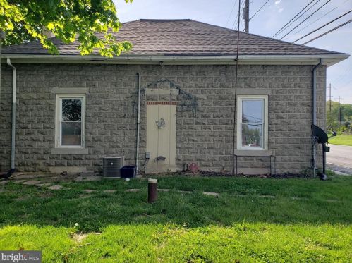 843 Pequea Ave, Gap, PA