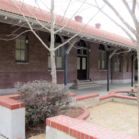 200 State St, Natchez, MS 39120-3471