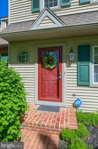 451 Teddy Ave, Lancaster, PA 17601-3650