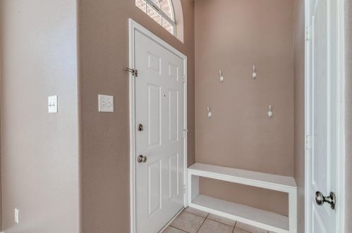 9141 Winding River Dr, Fort Worth TX  76118-7758 exterior