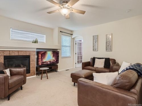 21738 Mansfield Pl, Aurora CO  80018-3058 exterior