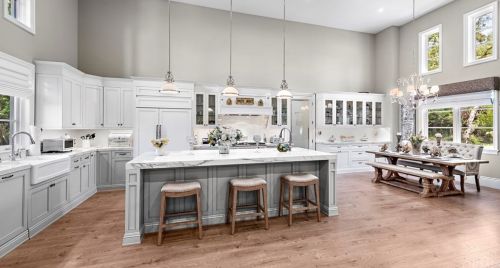 11844 Red Hl Ave, Santa Ana CA  92705-3100 exterior