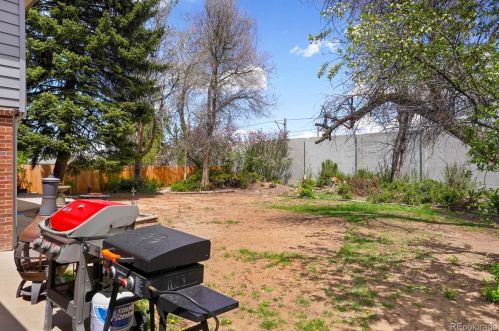 3670 Hillcrest Dr, Denver CO  80237-1104 exterior