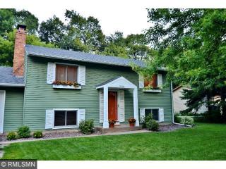 3310 Urbandale Ln, Minneapolis MN  55447-1015 exterior