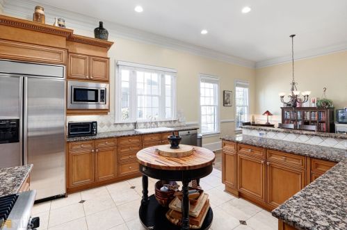 4027 St Georges Ct, Duluth GA  30096-1413 exterior