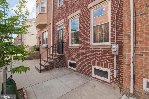 904 19th St, Philadelphia, PA 19146-2605