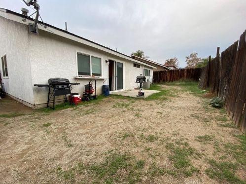 6278 Cross River Dr, Riverside CA  92509-6935 exterior