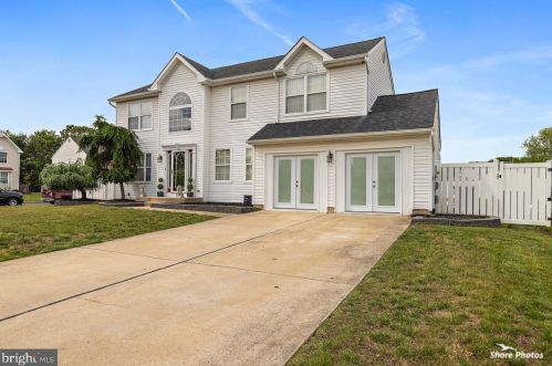 73 Easton Dr, Erial, NJ 08081-4345