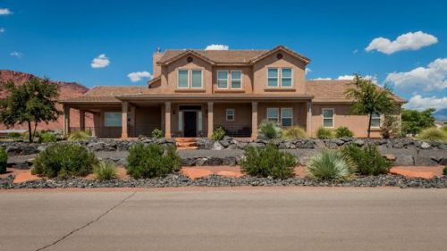 873 Mesa Vista Dr, Kayenta, UT 84738-6024