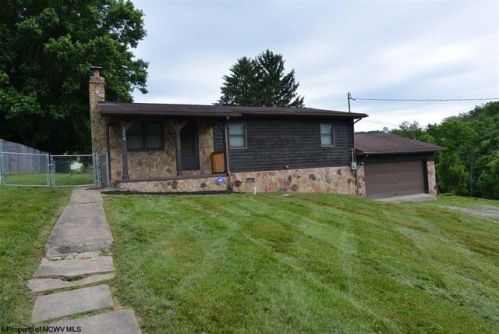 1318 Gould Ave, Clarksburg, WV 26301-1743