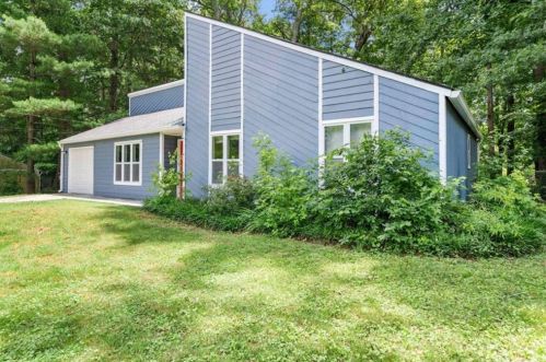 46 Hartley Woods Dr, Kennesaw, GA 30144-3051