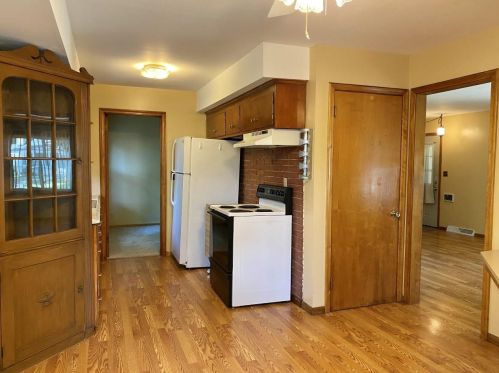 2346 Wells Wood Curv, Minneapolis, MN 55431-4026