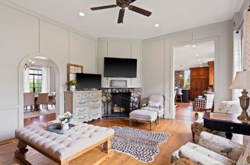 1428 Monroe Tpke, Upper Stepney CT  06468-1443 exterior