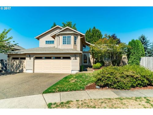 3340 Redfern Pl, Damascus, OR 97080