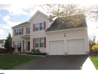 8 Barn Swallow Ct, Plainsboro, NJ 08536-1943