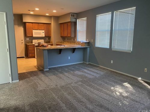 1692 Green Hills Pl, Perris, CA 92571-3763