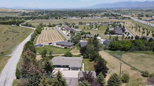 1350 200, Wellsville UT 84339-9703 exterior