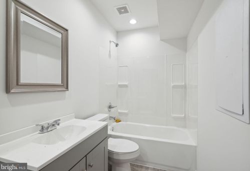 2543 11 St, Philadelphia PA  19133-1413 exterior