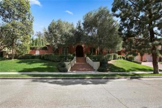2330 Morelia Pl, Fullerton, CA 92835-2274