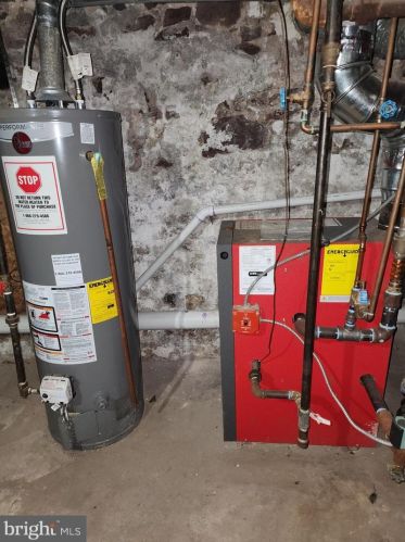 46 Olden Ave, Trenton NJ 08638-4328 exterior