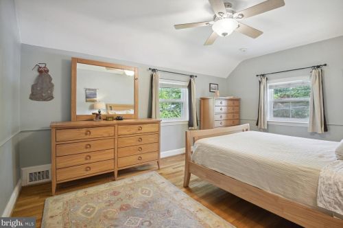 2400 Seminary Rd, Silver Spring MD 20910-1368 exterior