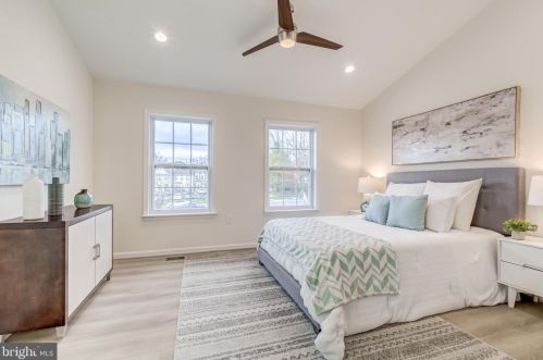 8527 Bauer Dr, Springfield VA  22152-2345 exterior