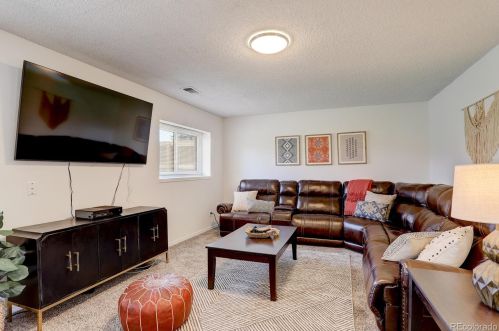 18034 Atlantic Dr, Aurora CO  80013-1321 exterior