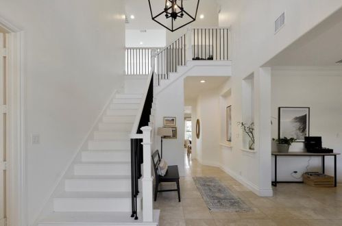 3314 Far View Dr, Austin TX  78730-3303 exterior