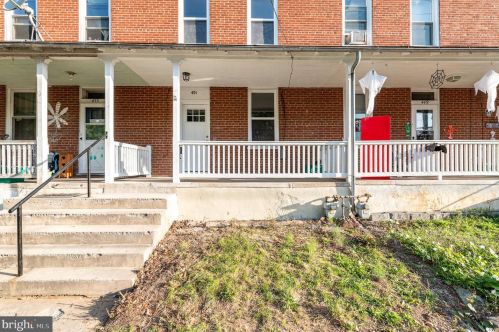 451 Penn St, Carlisle PA  17013-2235 exterior