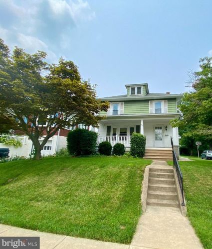 429 Springettsbury Ave, York, PA 17403-3540
