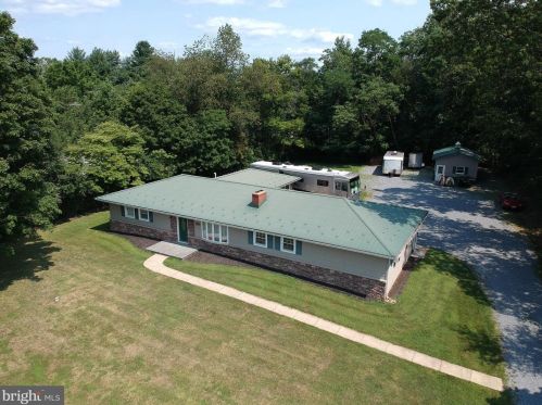 10617 Powell Rd, Graceham, MD 21788-2831